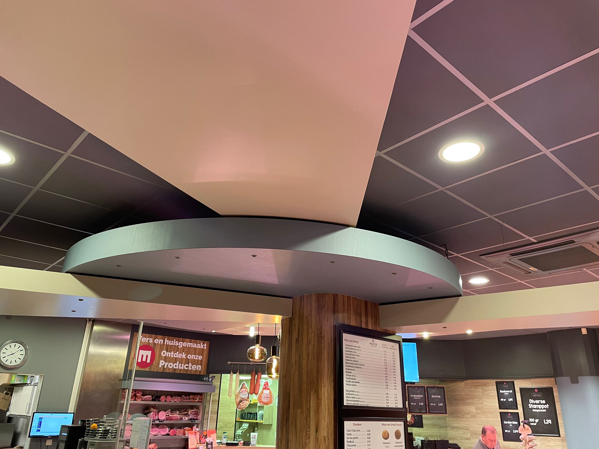 Slagerij & Eetsalon Meester Slagerij & Eetsalon Meester